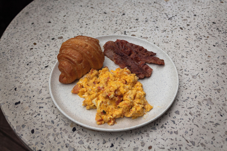 Breakfast meal 4, beminimal Jardines, Medellín