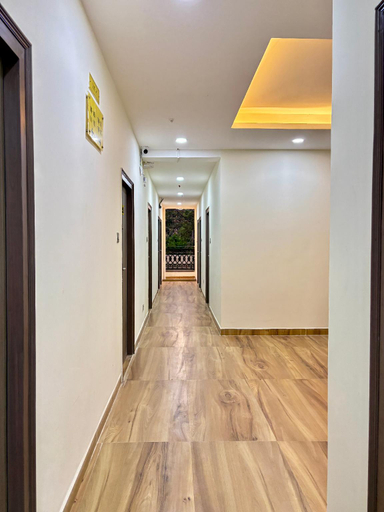 Public areas, Yellow Sapphire Hotel DLF Cyber City, Hyderabad