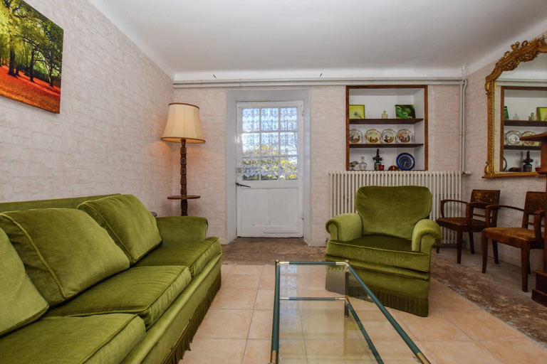 Living area, Vintage Retreat in Montfaucon, Lot