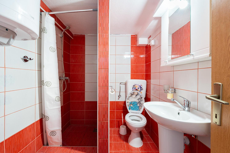Bathroom 2, Apartments Ivo Bozinovic