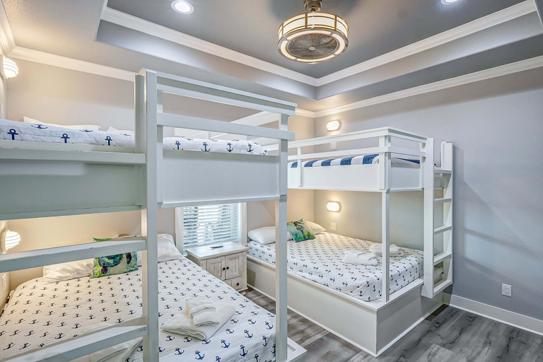 Room 3, Hannah Cabana 3 Bedroom Home, Galveston