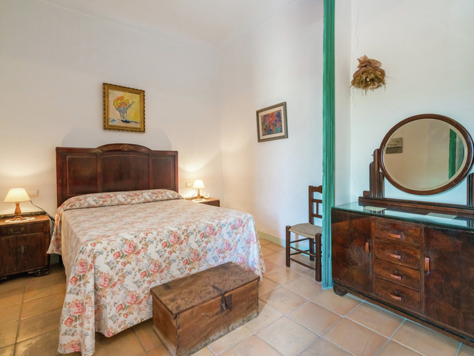 Room 3, Charming Cottage Near City Centre, Barcelona