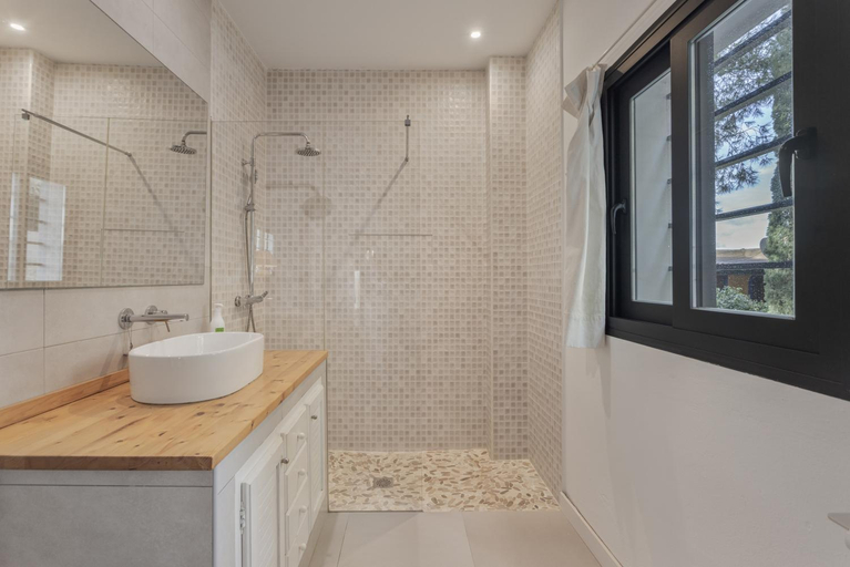 Bathroom 4, Villa Montecristo, Baleares