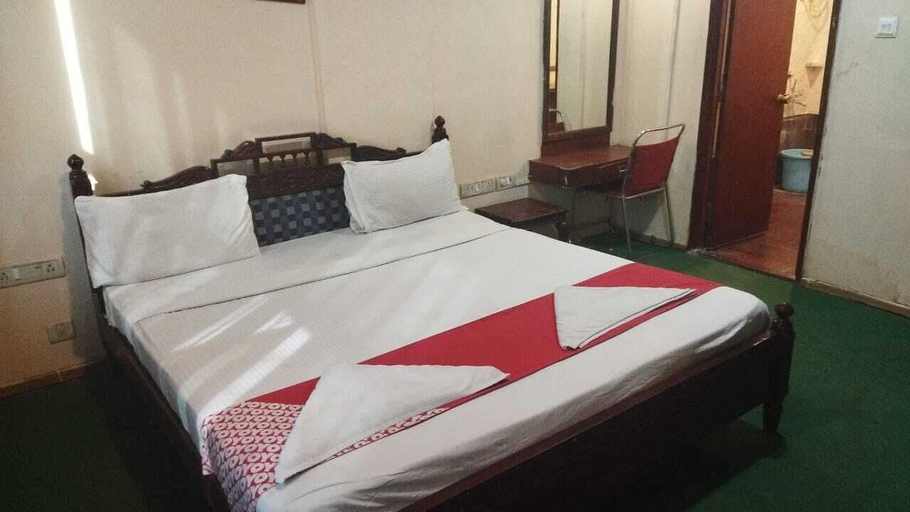 Room 4, LNV Hotels-Athithi Inn, Ranga Reddy