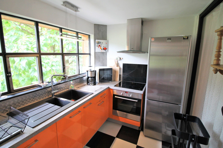 Private kitchen 4, Cottage in Saint-quirin by Lake & Town, Moselle