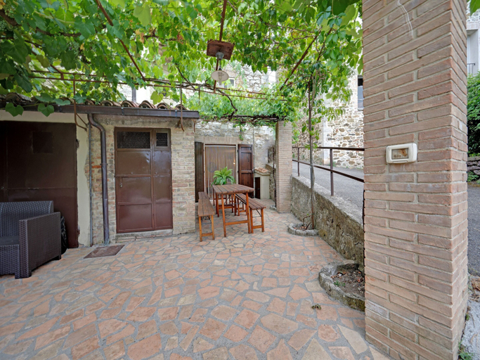 Others 5, Mansion in Prodo Near Lake Bolsena, Terni