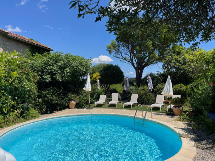 Sport & Beauty 2, Chambres d'Hotes et Gites Le Mas Mellou, Vaucluse