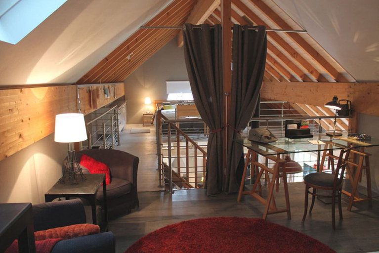 Room 2, Cottage in Saint-quirin by Lake & Town, Moselle