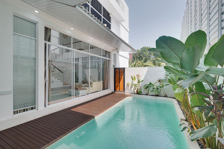 Sport & Beauty 1, Villa Osmanthus - Kerobokan, Badung