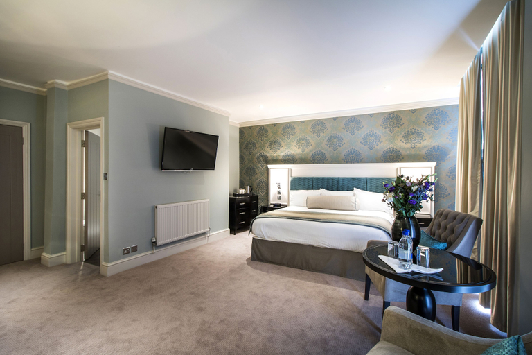 Bedroom 3, The Swan Hotel Wells, Somerset