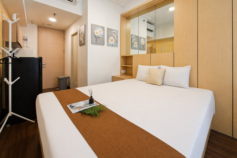Bedroom 4, Good Studio Apartment Tokyo Riverside PIK 2 near NICE By Travelio, Tangerang