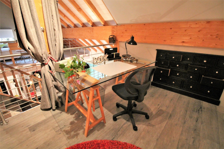 Room 5, Cottage in Saint-quirin by Lake & Town, Moselle