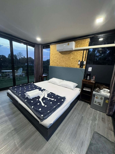 Bedroom 2, Inthanin Pool Villa, Nam Nao