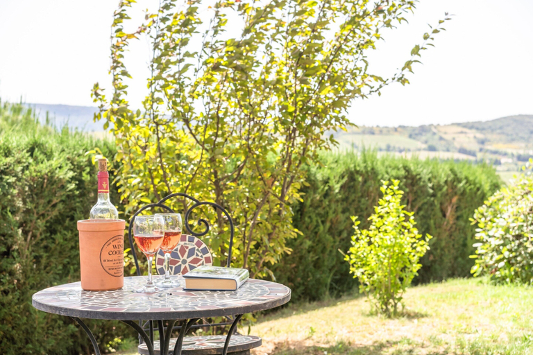 Garden 5, Villa in Limoux With Private Pool & Mountain Views, Aude