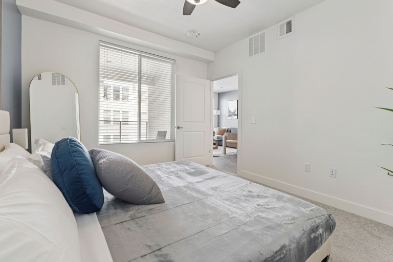 Room 4, Skyhouse by Stylish Stays, Salt Lake