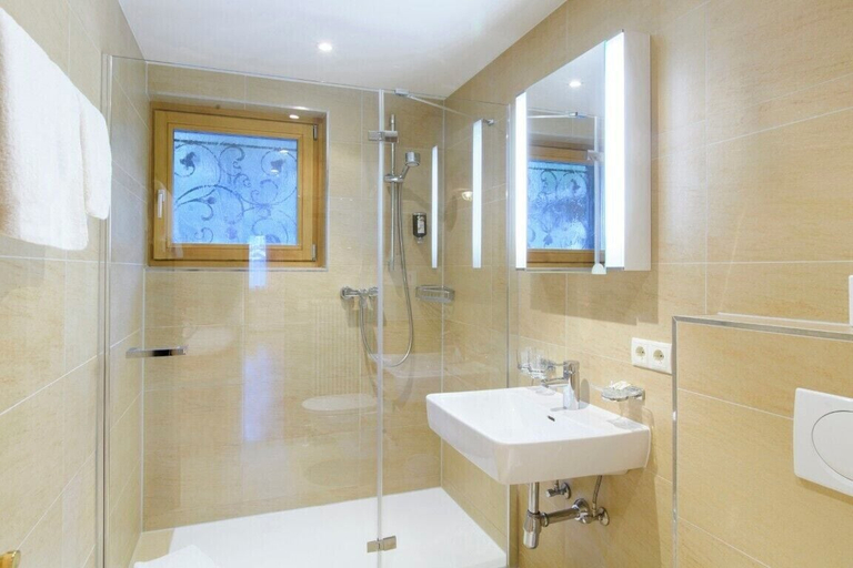 Bathroom, Waldhaus Rappakopf, Bludenz