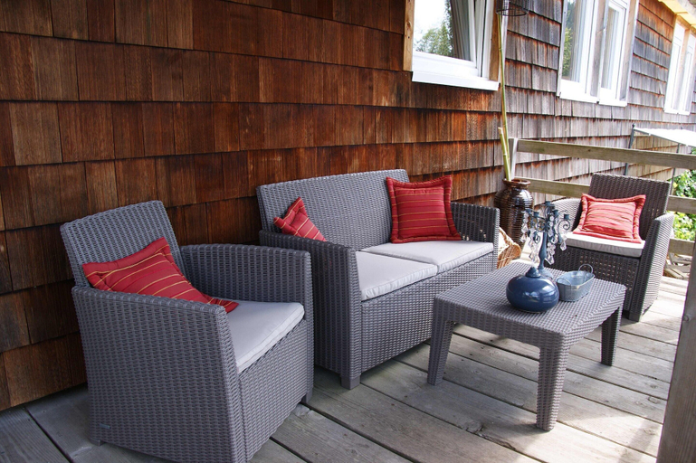Balcony 5, Chalet in Raon-l'etape Near Lake, Vosges