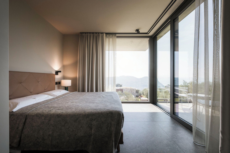 Room 5, Villa Biancolilla, Verona