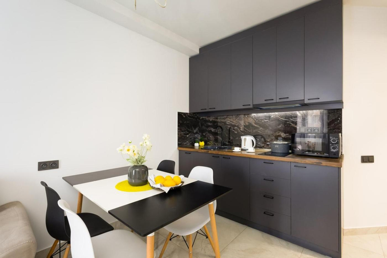 Others 4, Apartments on Pushkin Street 43, Yerevan