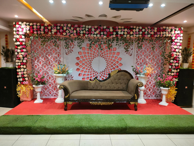 Banquet hall 4, HOTEL ALANKAR, Bhopal