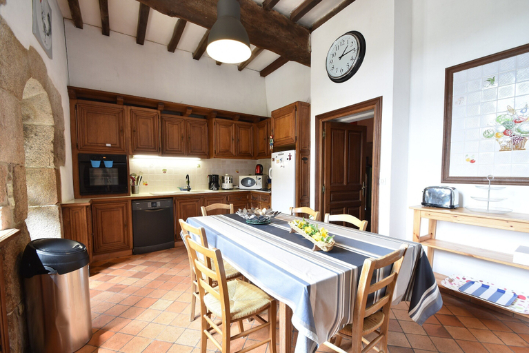 Private kitchen 5, Lake Mansion in Plourin-les-morlaix, Finistère