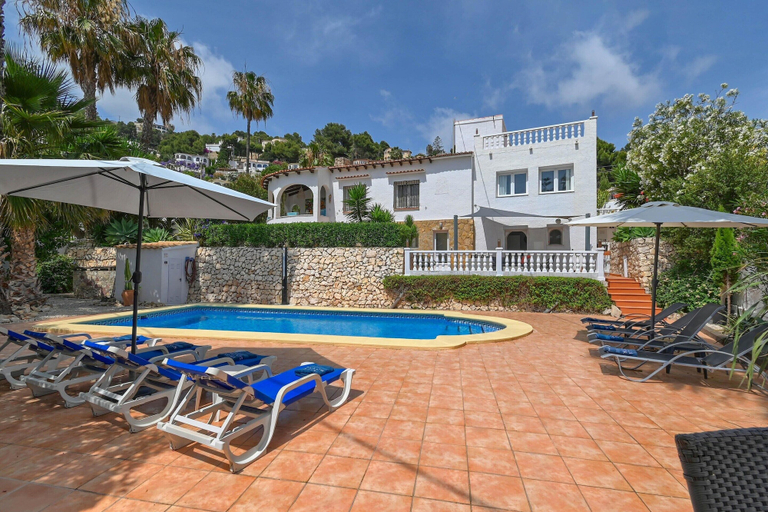 Primary image, Elegant Villa With Pool, Alicante