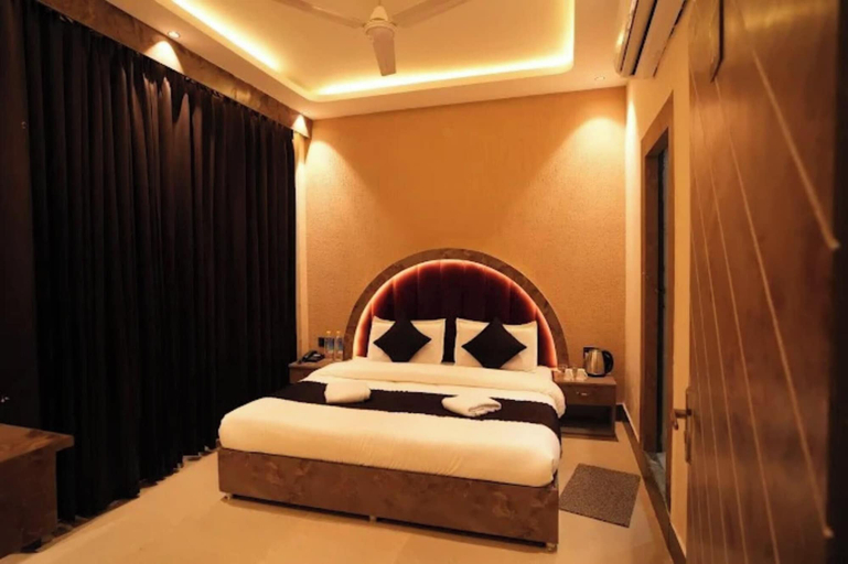 Others 4, HOTEL DURGA PALACE, Garhwal