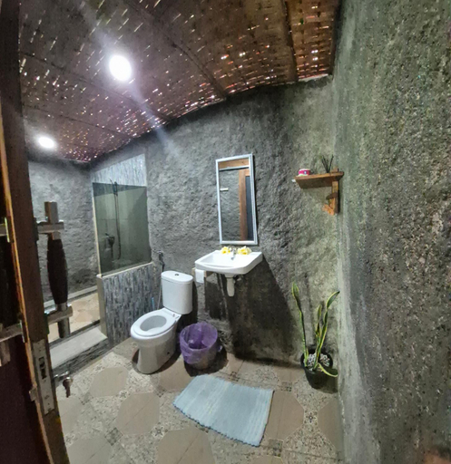 Bathroom, Poetri Bungalow, Lombok