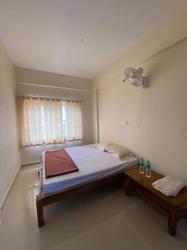 Bedroom 3, Sri Annapurneshwari Residency & Lodging, Hassan
