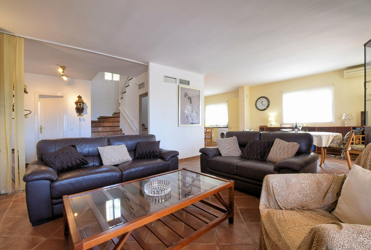 Living room 3, Andalusian Villa Near Beach, Málaga