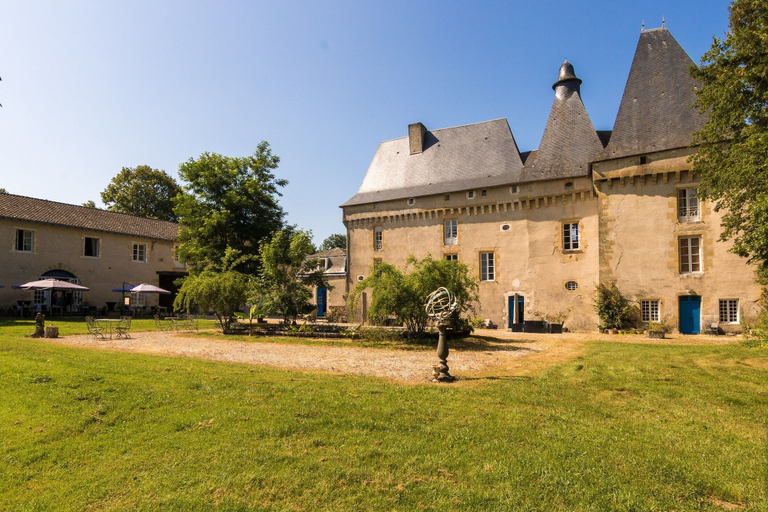 Exterior & Views 2, Castle Apartment in Chaleix Near Forest, Dordogne