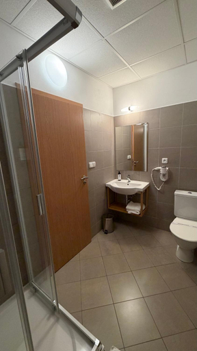 Bathroom 3, Hotel Farma, Pelhřimov