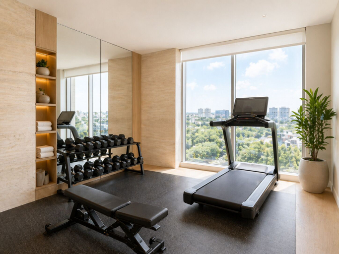 Fitness facility, Maison Prime Suites, Toronto
