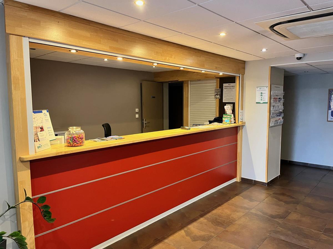 Public Area 2, Brit Hotel Confort Montauban, Tarn-et-Garonne