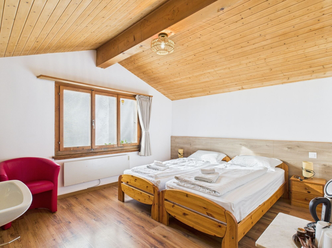 Bedroom 3, Hotel Wildbach Brienz, Interlaken