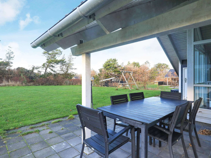 Others 5, 8 Person Holiday Home in Humble, Langeland
