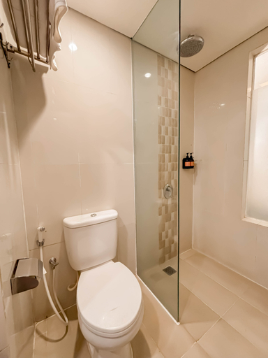 Bathroom 5, Hotel FortunaGrande Malioboro Yogyakarta By Fosia Hotels, Yogyakarta
