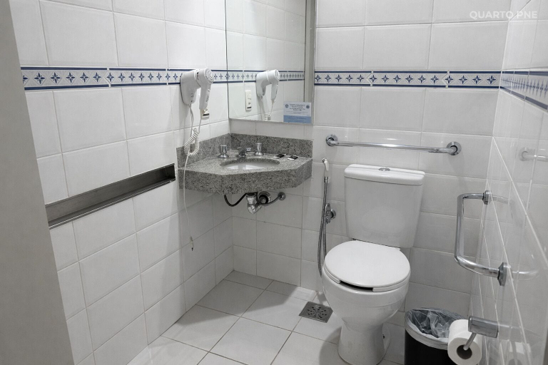 Bathroom 3, Athus Hotel by Bsb Inn, Brasília