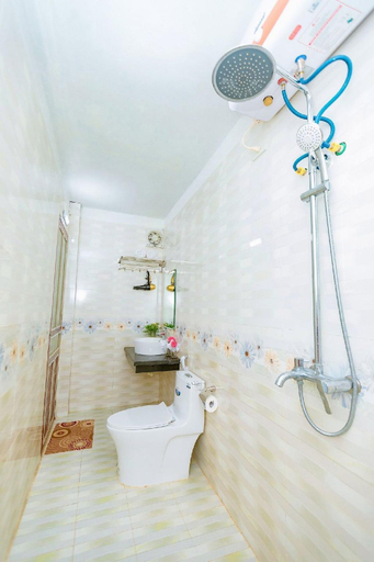 Bathroom 3, Tam Coc Luxury Homestay, Hoa Lư