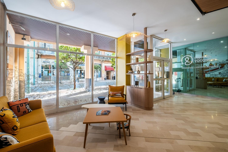 Public Area 2, Residence Pierre & Vacances Les Citronniers, Alpes-Maritimes