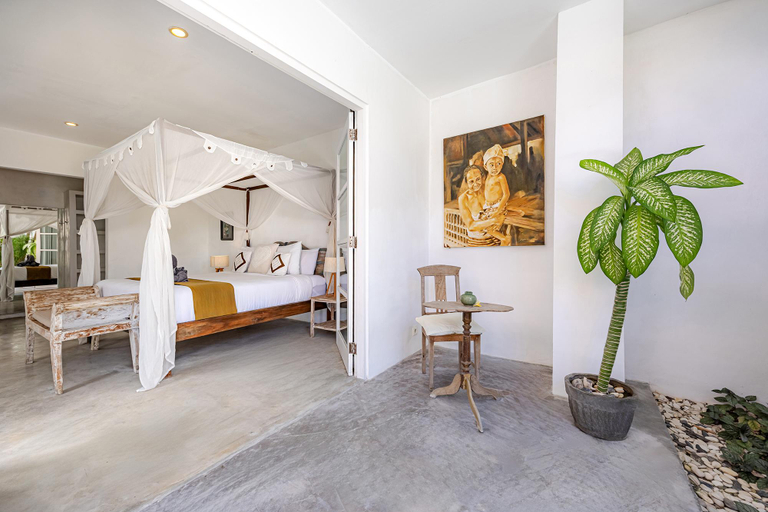 Bedroom 5, Villa Mutiara Putih by Optimum Bali, Central Seminyak, Walk to beach, Badung