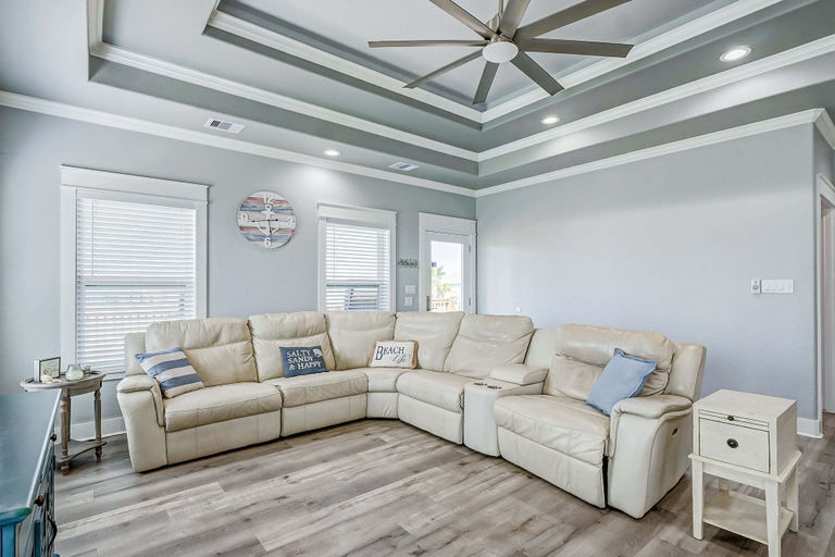 Living area 5, Hannah Cabana 3 Bedroom Home, Galveston