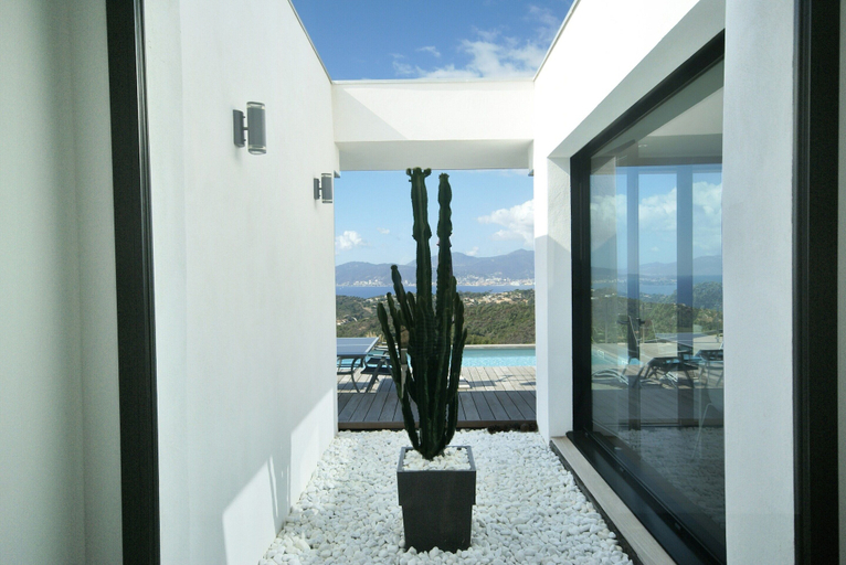Interior detail 3, Sunset Villa With Bay View, Corse-du-Sud
