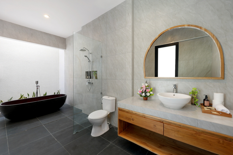 Bathroom 5, Brandnew Beachside Luxury 3BR Tropical Style C, Denpasar