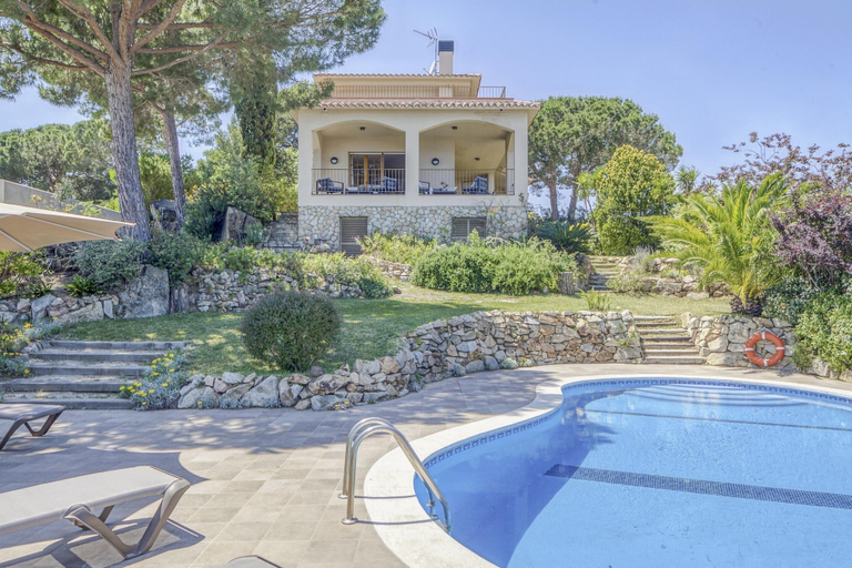 Sport & Beauty 2, Villa in Arenys de Mar With Sea View, Barcelona