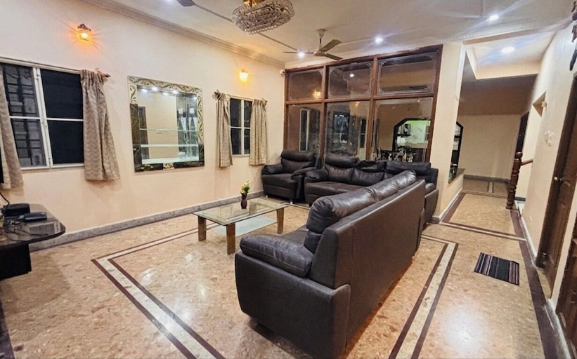 Interior 2, Abra Palace Luxury Villa, Chennai