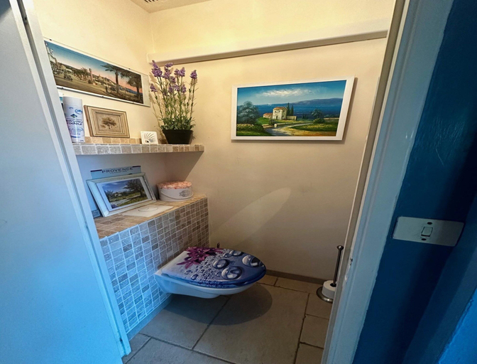 Bathroom 5, Villa in Gareoult With Private Pool, Var