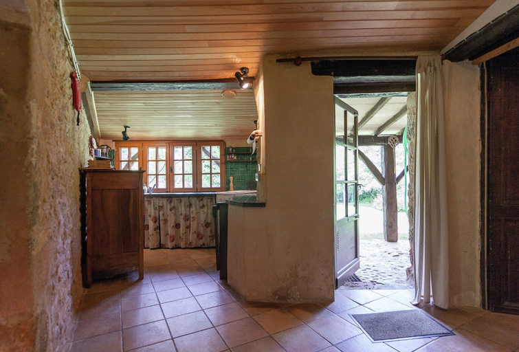 Private kitchen 4, Charming Estate Dordogne With Pool, Dordogne