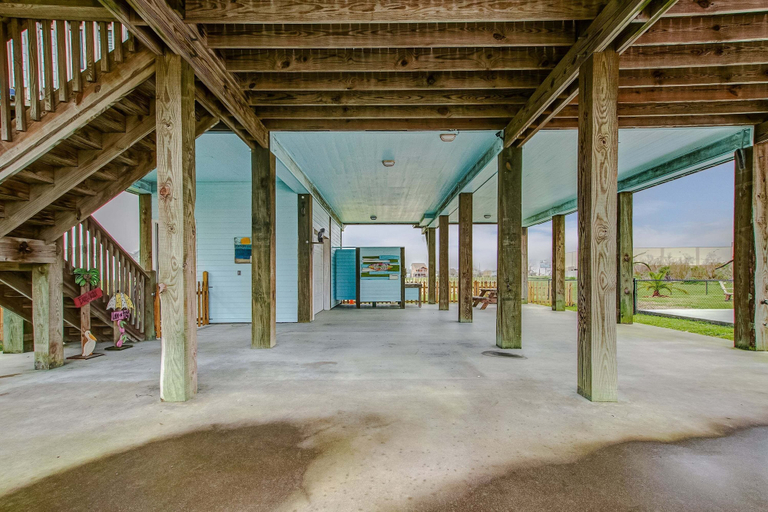 Interior 5, The Bungaleaux 3 Bedroom Home, Galveston