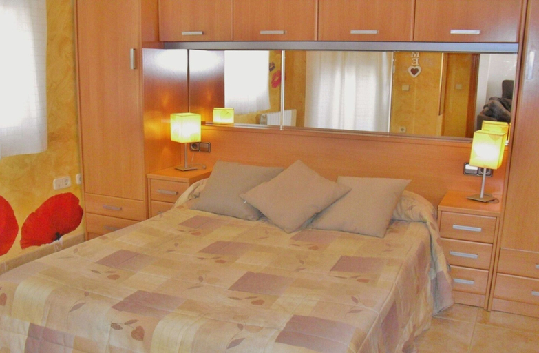 Room 5, Villa Near Beach & Wineries, Tarragona